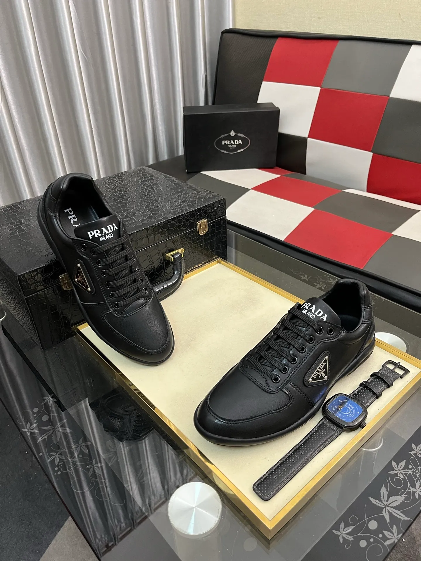 Men's Men's Shoes💰440⌚️⌚️《PRADA*》The latest and most popular casual shoes, top brand [seduce] luxury~purchasing agent, top~quality. [Strong] The upper is made of imported breathable cowhide with material ➕ breathable sheepskin feet (•) and fine workmanship. Original stylish and stylish soft rubber wear-resistant outsole, light and comfortable on the foot, size: 38-443️⃣colors available